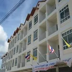 Artha Hotel